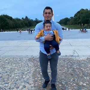 Meet your Posher, Alexis